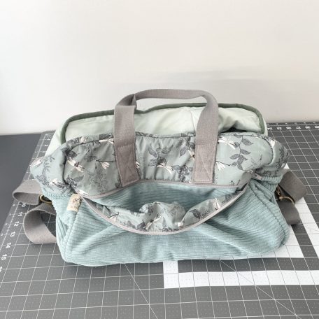Sac à langer So Mout' velours grosse côtes vert d'eau et popeline motifs libellules gris vert - 100% coton, rembourrage laine de brebis